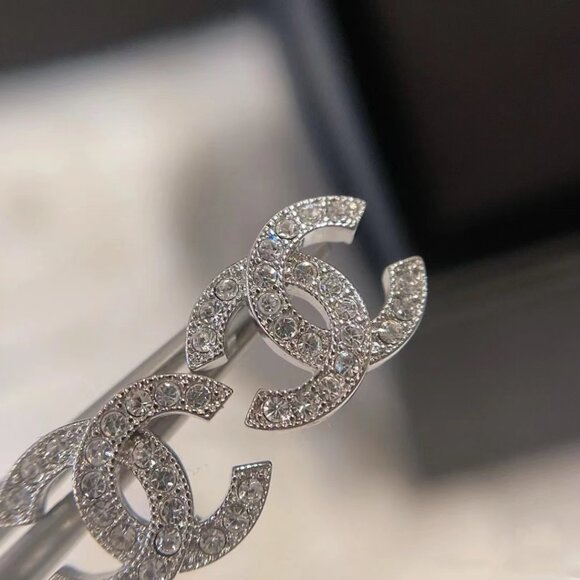 Chanel silver earrings - Picture 3 of 6